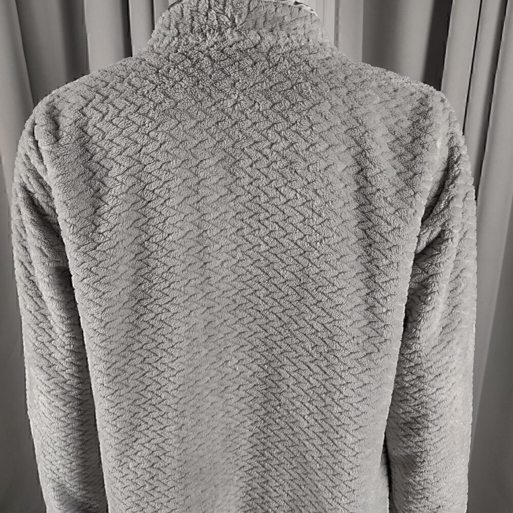 Charter Club Womans Plush Side pockets Shawl collar Zig Zag Zipper Robe, Size XS - Picture 5 of 14